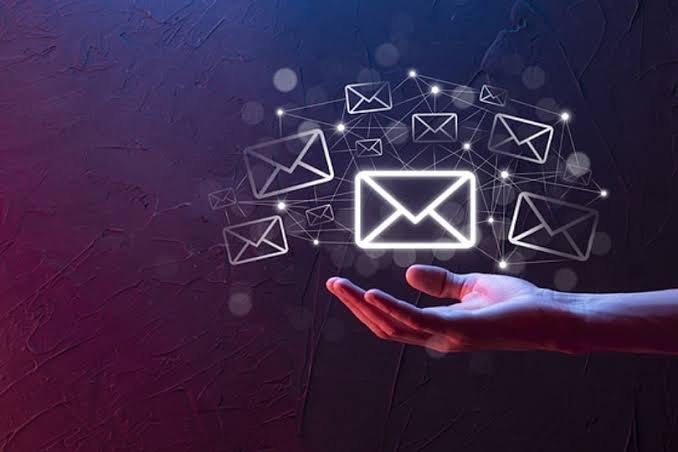 e mail